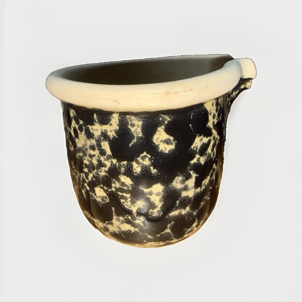 Vintage Bennington Potters Black Sponge-ware Splatter Small Pour Bowl 3.5x4”